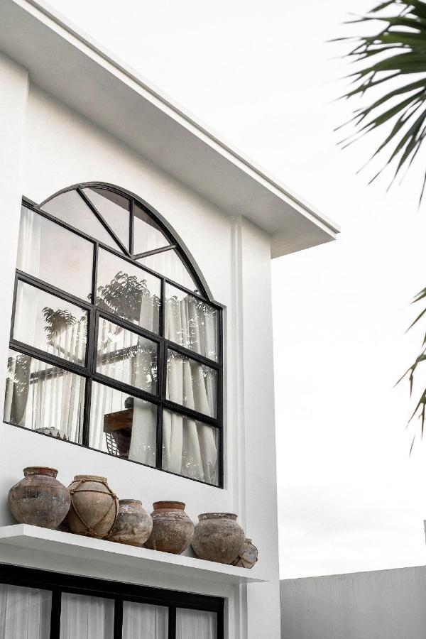 Villa M Canggu Buitenkant foto
